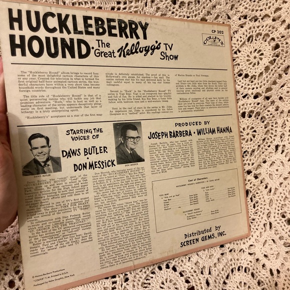 Vintage Huckleberry Hound - Kellogg’s TV Show - Vinyl LP gallery Wall Art Decor - Picture 10 of 17